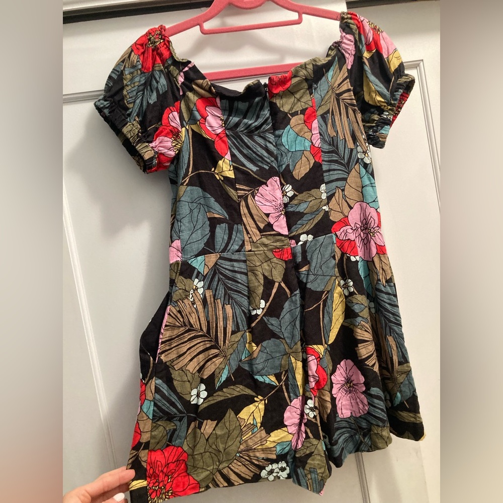 Guess romper - Picture 2 of 3